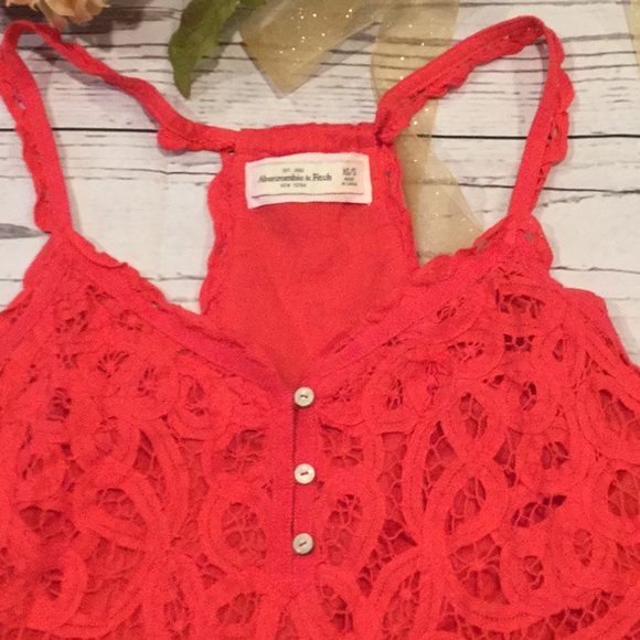 Abercrombie &fitch XS/S red scalloped lace trim camisole. - Picture 2 of 3